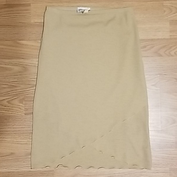 <Mind Games by Ike & Eddie> Scalloped Hem Skirt - Picture 8 of 11